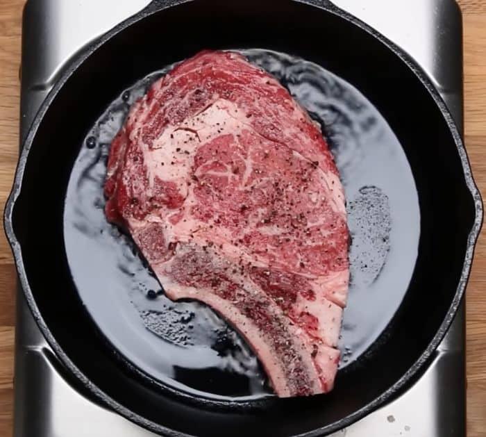 How to Cook With a Cast Iron