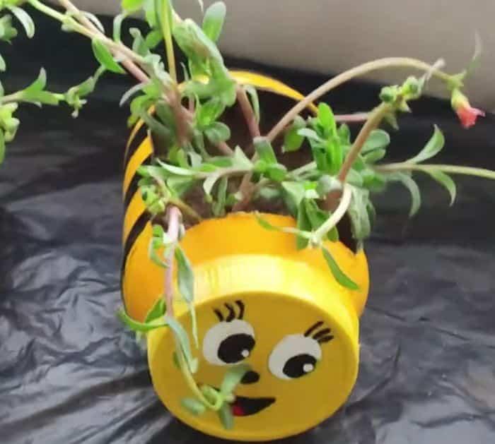 Easy DIY Recycled Plastic Jar Project Ideas