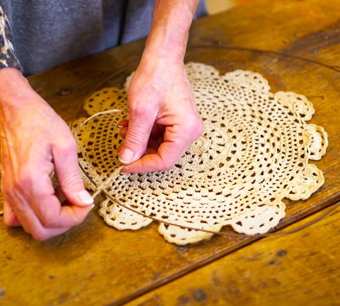 DIY Antique Doily Dreamcatcher | DIY Crafts