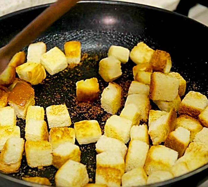 Saute Bread Chunks To Make Caramelized Croutons