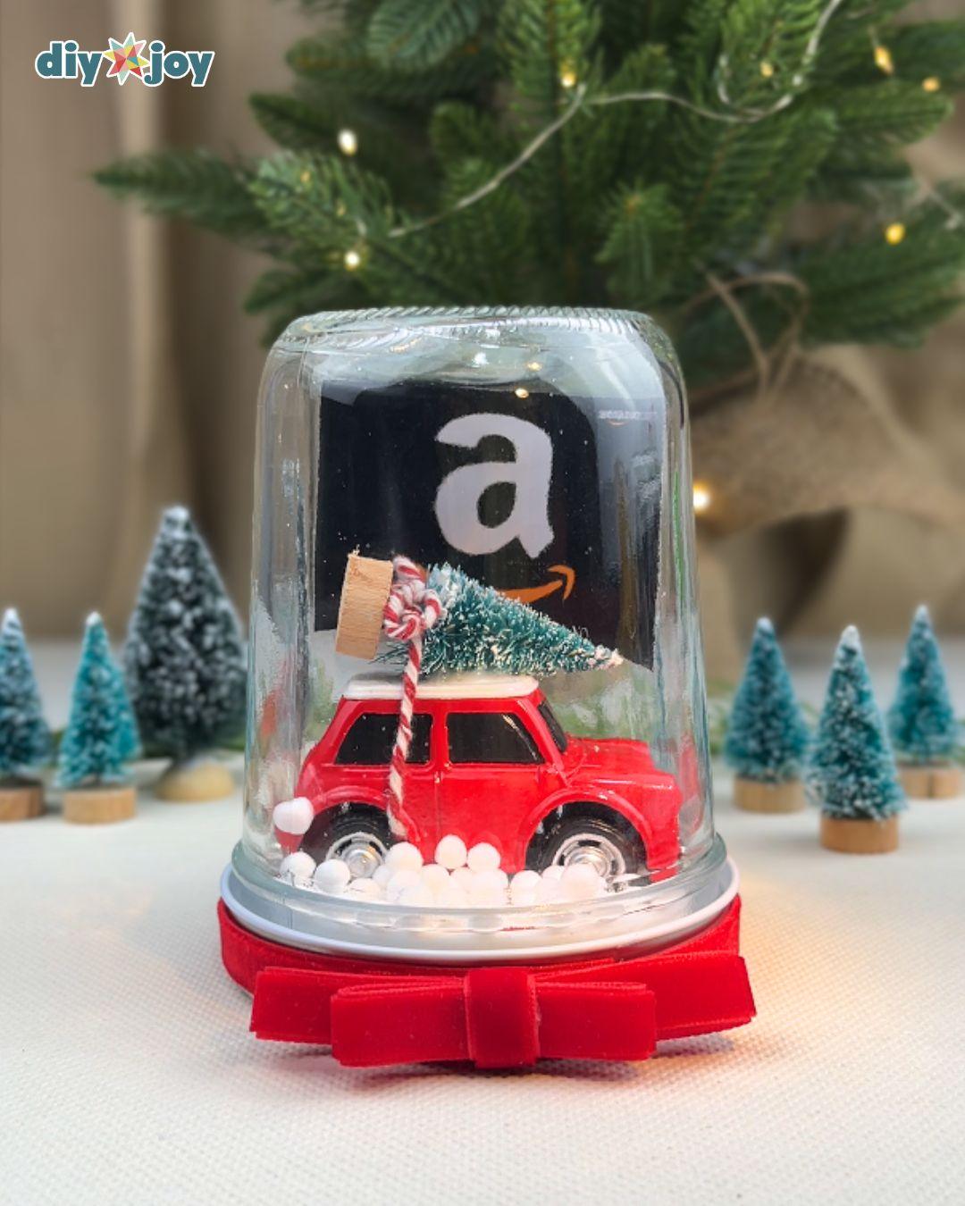 Easy Snow Globe Gift Card Holder — diy snow globe