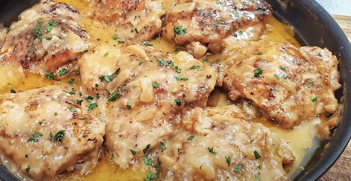 Smothered Potatoes And Onion Gravy Recipe