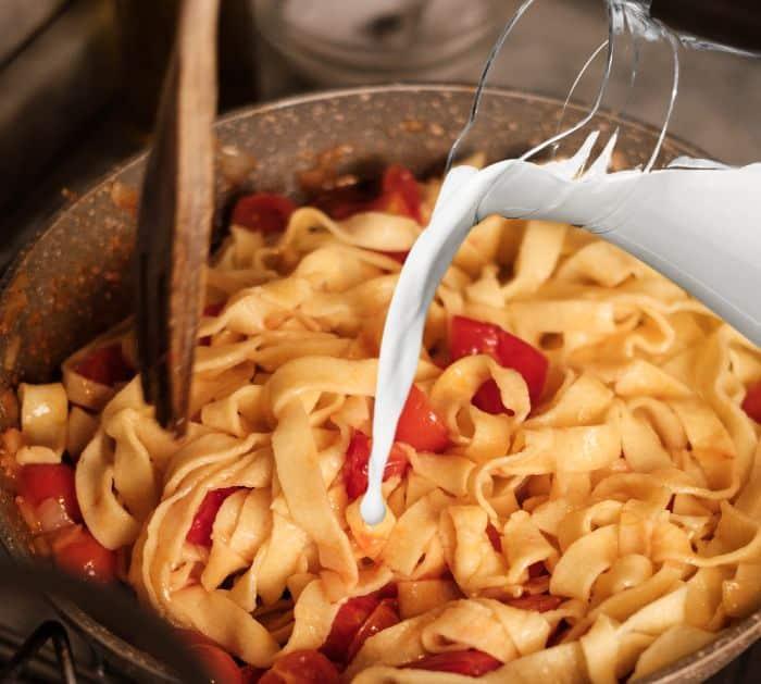 How to Fix Food That is Too Salty Pasta