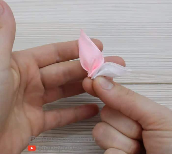 Satin Ribbon Butterfly Tutorial Decor