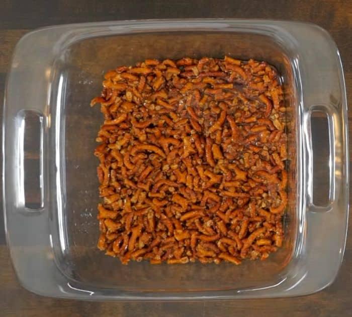 Easy To Make Peach Pretzel Jell-O Salad