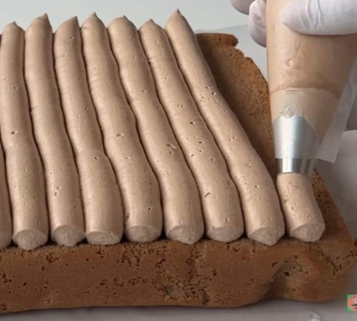 Melt-In-Your-Mouth Mocha Cake Ingredients