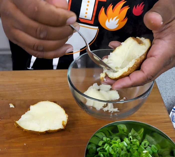 Easy To Make T.G.I. Fridays Potato Skins Copycat