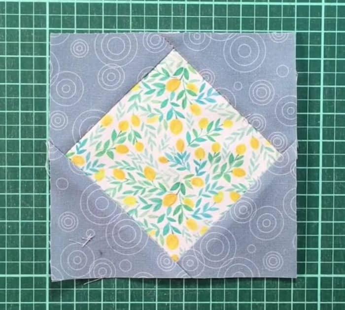 Easy Methods To Make Square in a Square Quilt Block