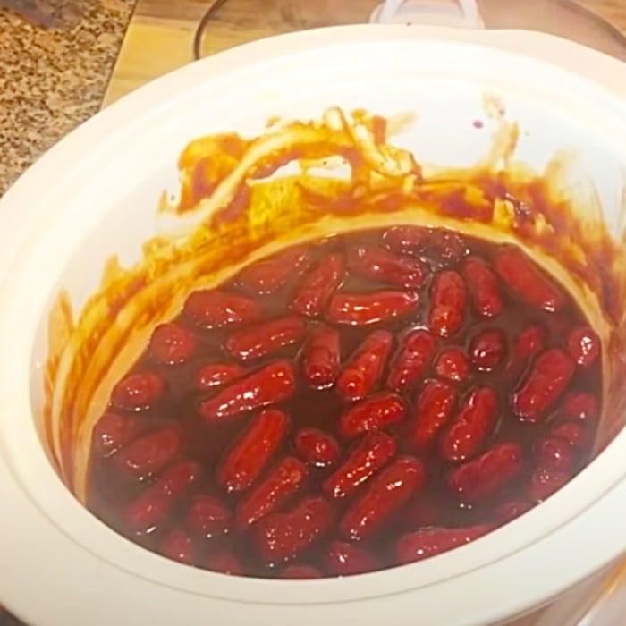 Crockpot Lil Smokies With Grape Jelly - How To Make A Lil Smoky Appetizer - Easy Crockpot Recipe