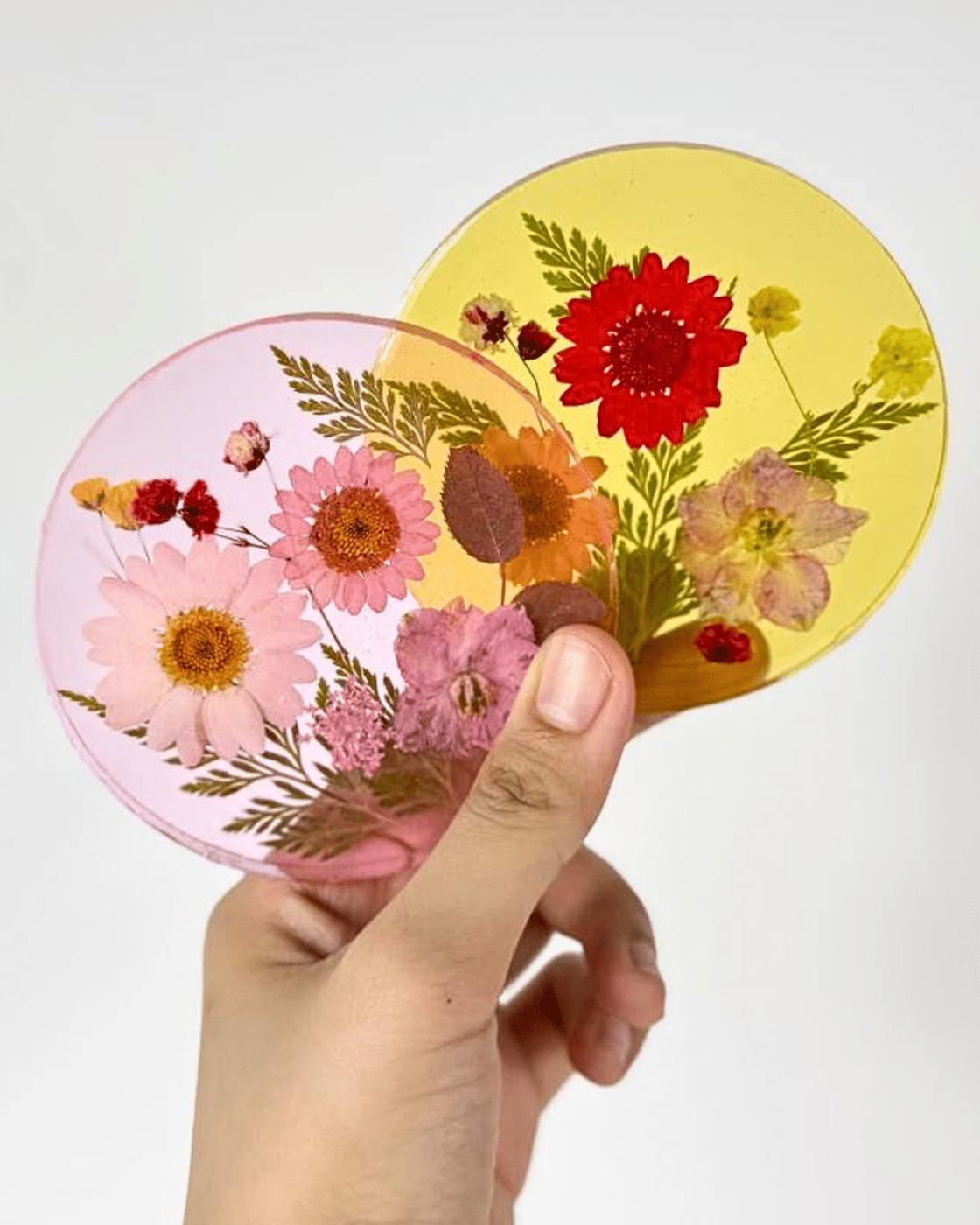 Resin Coaster Dried Flowers — step-by-step dried flower resin coaster