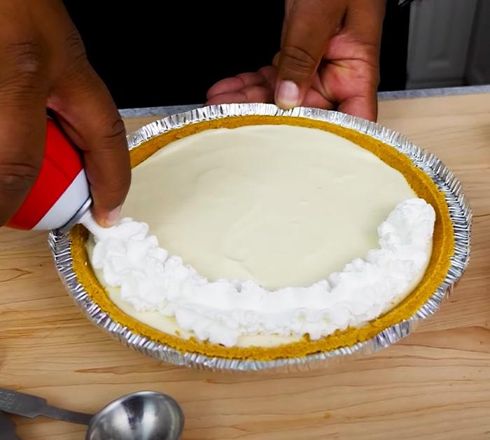 How To Make Strawberry Cream Cheese Pie - No-Bake Pie Recipe
