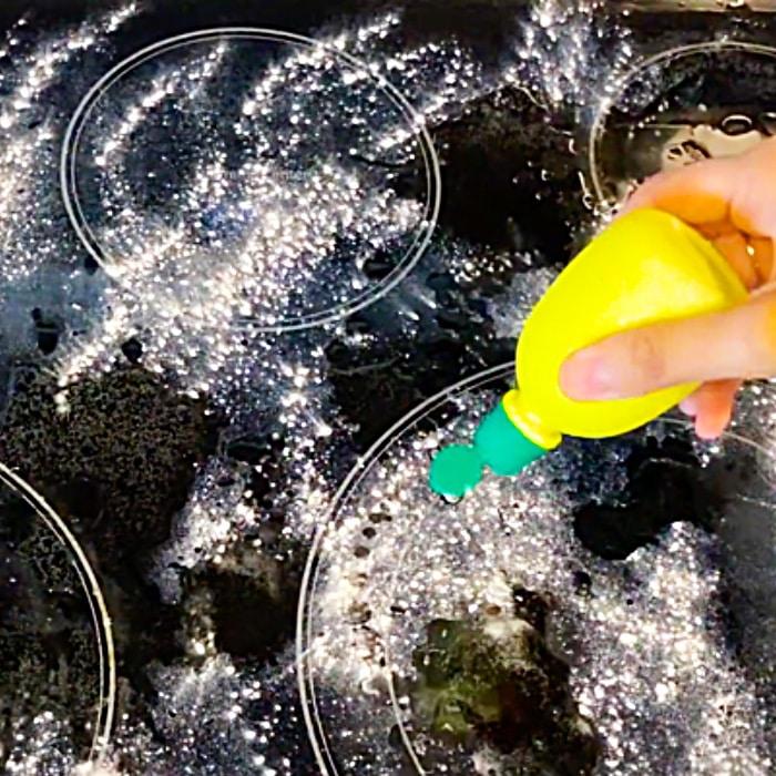 How To Clean A Stove - Baking Soda Cleaning Ideas - Clean A Stove Naturally