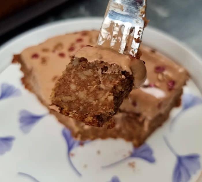 How To Make Chocolate Banana Oatmeal Cake