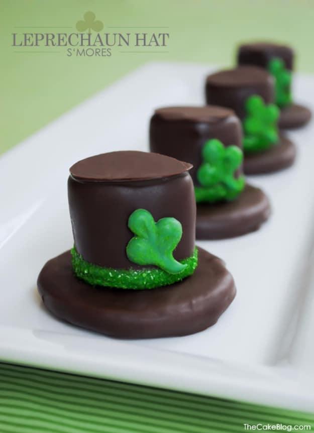 DIY St Patricks Day Ideas - DIY Leprechaun Hat S'mores - Food and Best Recipes, Decorations and Home Decor, Party Ideas - Cupcakes, Drinks, Festive St Patrick Day Parties With thes
