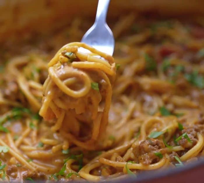 How To Make One Pot Taco Spaghetti