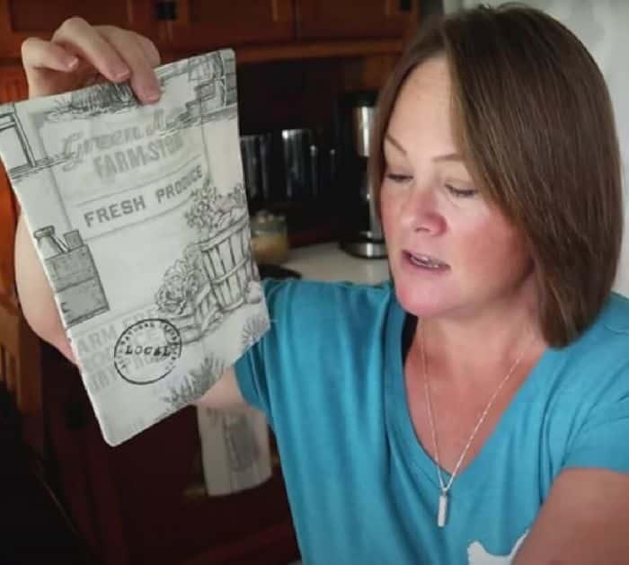 Easy Farmhouse Apron Sewing Tutorial