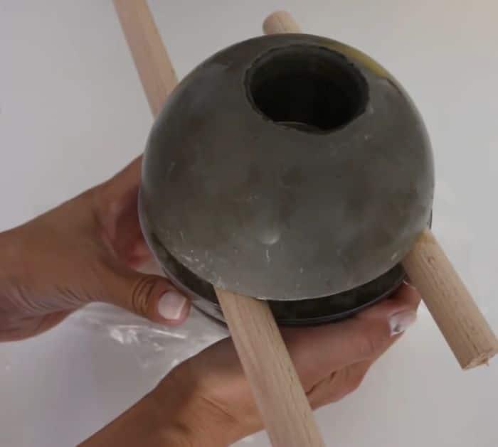 DIY Concrete Lamp Tutorial