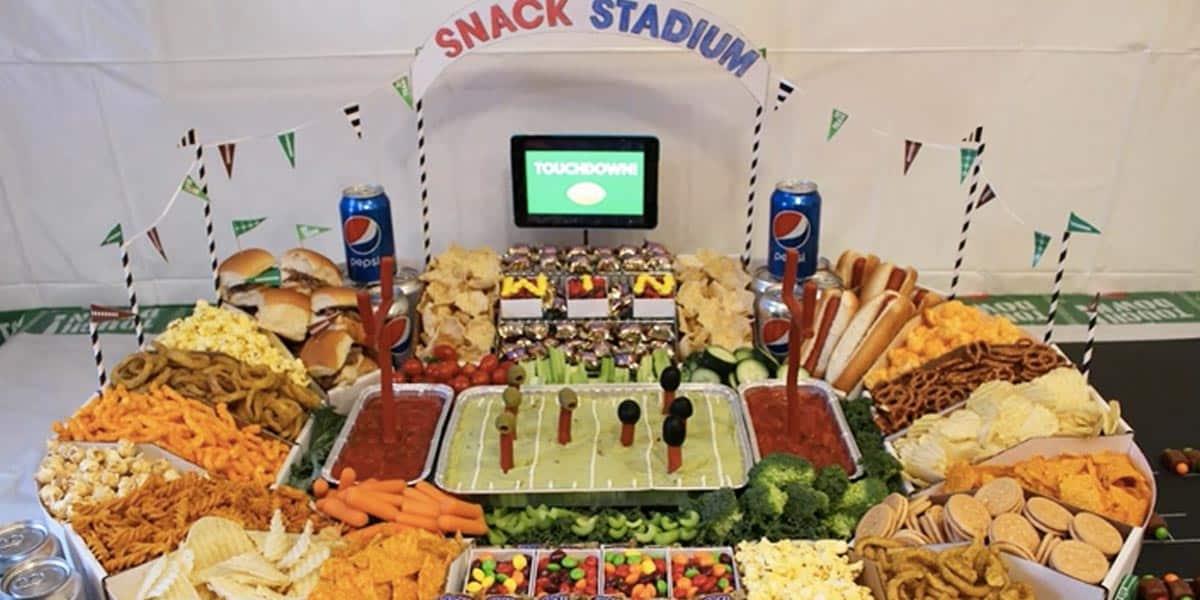 How To Make A Fun Snack Stadium For Your Super Bowl Party Easy And Cheap!