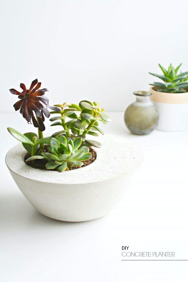 DIY Hacks for Renters - DIY Concrete Table Planter - Easy Ways to Decorate and Fix Things on Rental Property - Decorate Walls, Cheap Ideas for Making an Apartment, Small Space or T