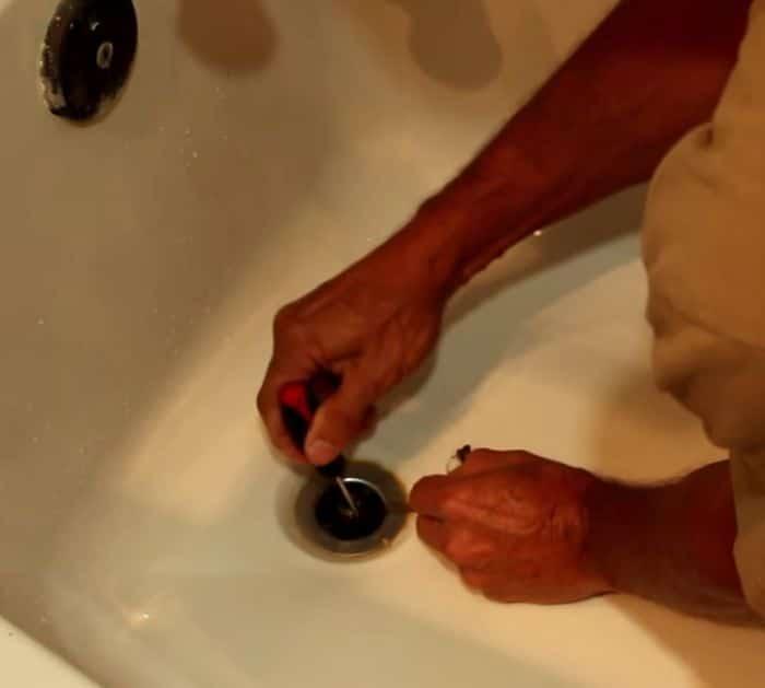 How to Unclog a Bathtub Drain