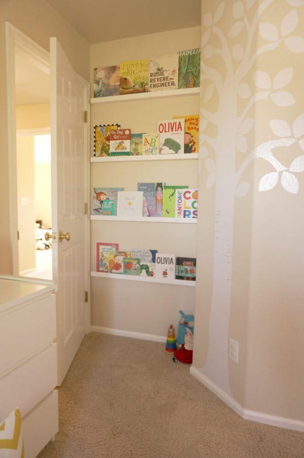 Space Saving Bookshelf, budget friendly with supplies on hand and a nice way to make a plain corner feel finished