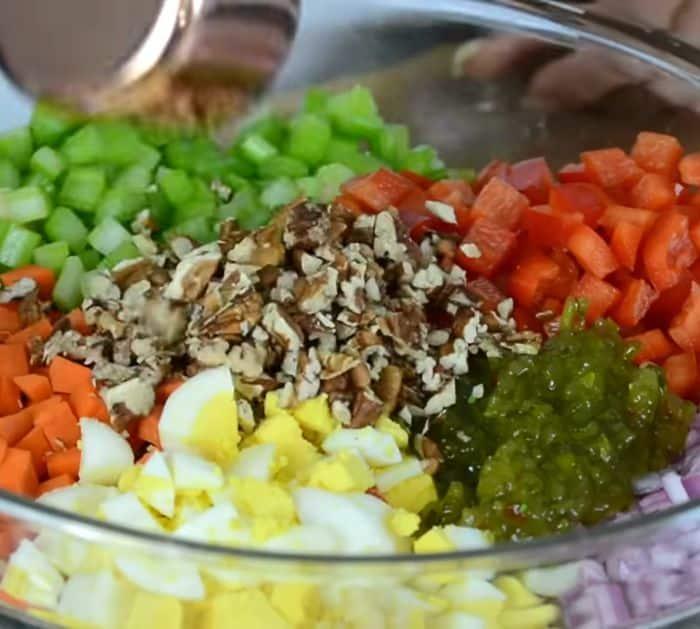Easy Creamy Macaroni Salad Ingredients