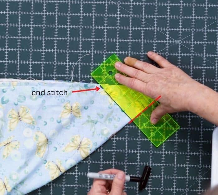 Self Binding Quilt by Jenny Doan Steps