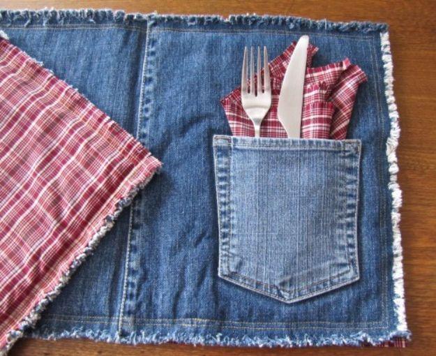 Blue Jean Upcycles - Denim Placemats - Ways to Make Old Denim Jeans Into DIY Home Decor, Handmade Gifts and Creative Fashion - Transform Old Blue Jeans into Pillows, Rugs, Kitchen