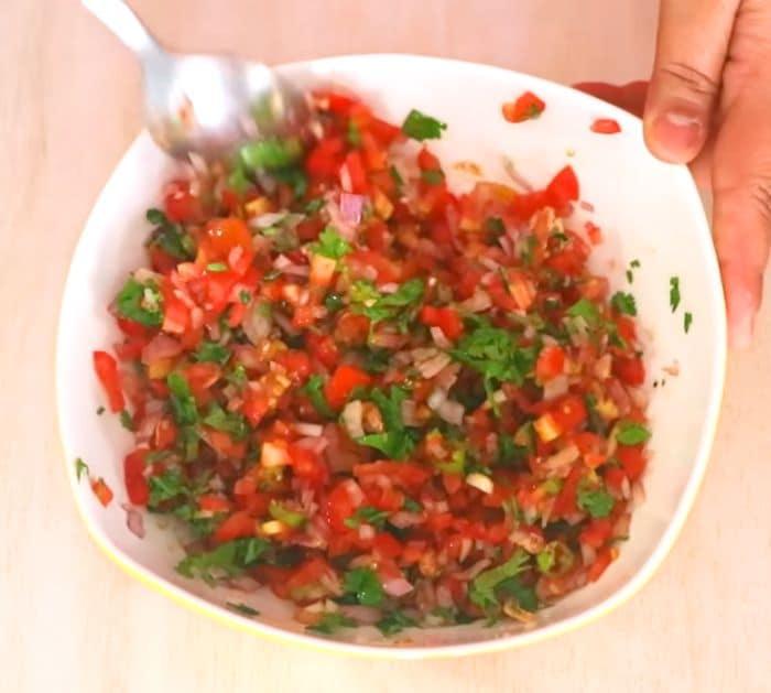 Mexican Restaurant-Style Salsa Recipe Ingredients
