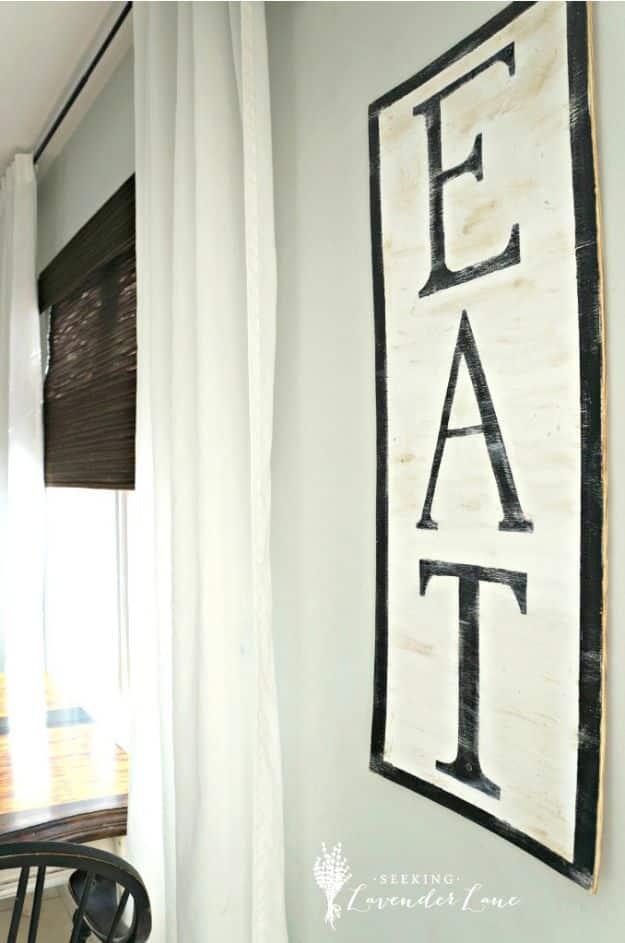DIY EAT Sign, easy to pull off during a single afternoon and the sort of touch that gets copied by everyone who sees it