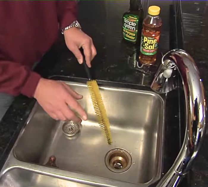 How to Fix Smelly Sink Drain