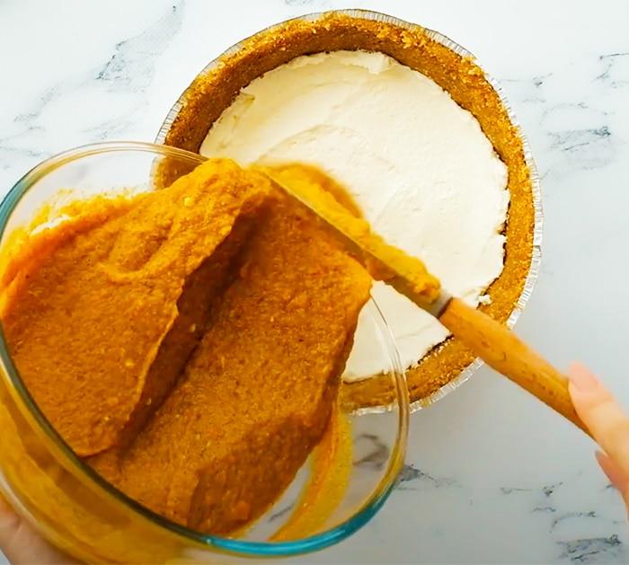 How To Make No-Bake Pumpkin Pie - Homemade Pie Recipes