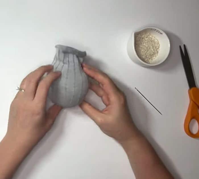 How to Make Pumpkins Socks DIY