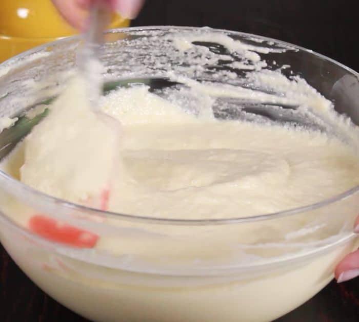 Easy Fluffy Yogurt Cake Recipe