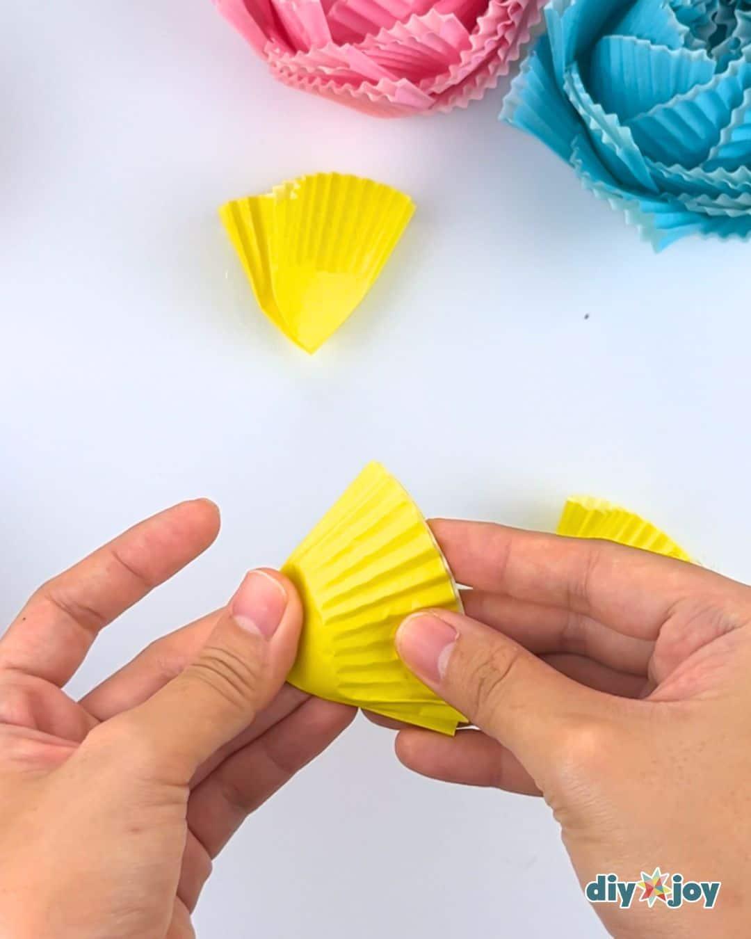 Paper Flowers Cupcake Liners