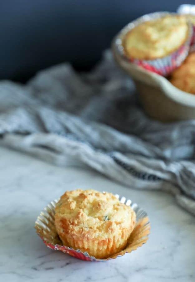 Keto Breakfast Recipes - Keto Cheesy Herb Muffins - Low Carb Breakfasts and Morning Meals for the Ketogenic Diet - Low Carbohydrate Foods on the Go - Easy Crockpot Recipes and Cass