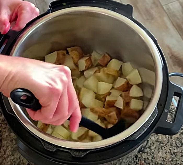 Sauteed breakfast potatoes in the Instant Pot