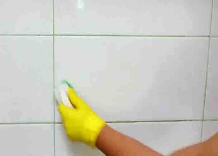 Spraying WD-40 on your bathroom tiles