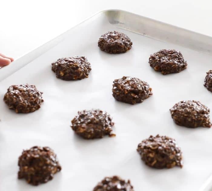 7-Ingredient No-Bake Chocolate Oatmeal Cookie Dessert
