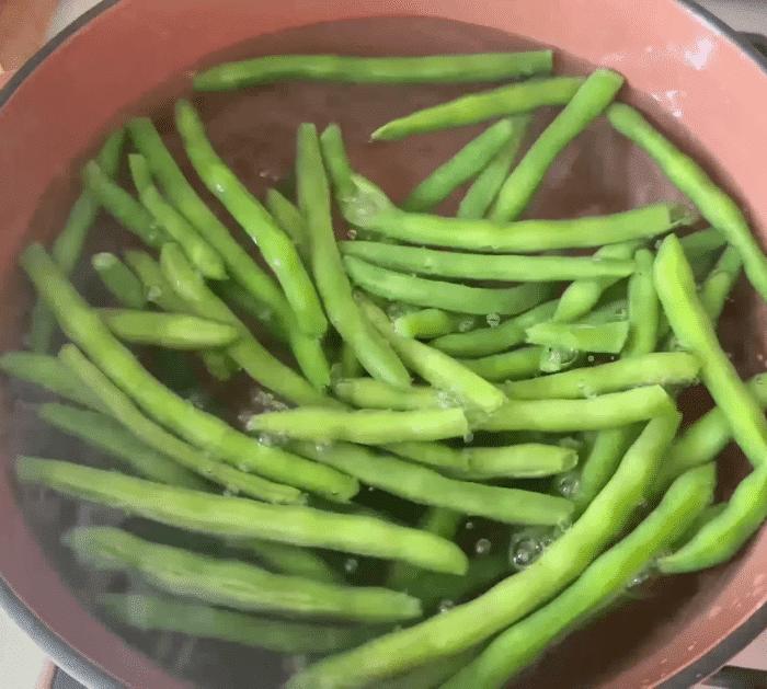 Ingredients for Green Bean Bundles