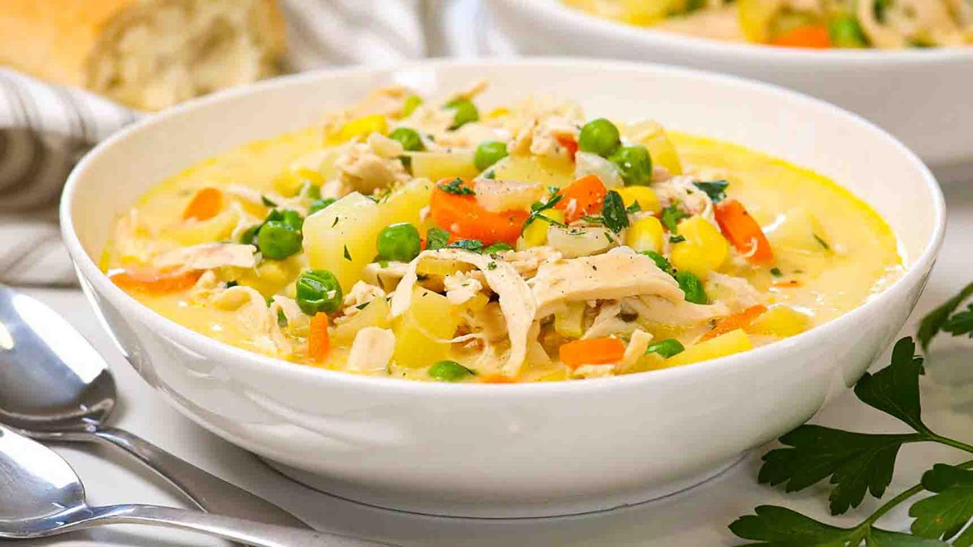 Easy Chicken Pot Pie Soup Recipe