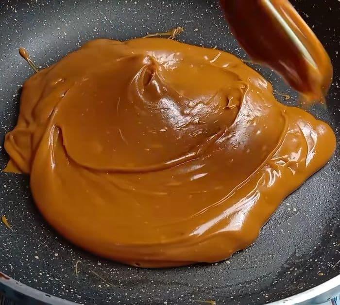 Homemade 5-Star Chocolate Caramel Bar Ingredients