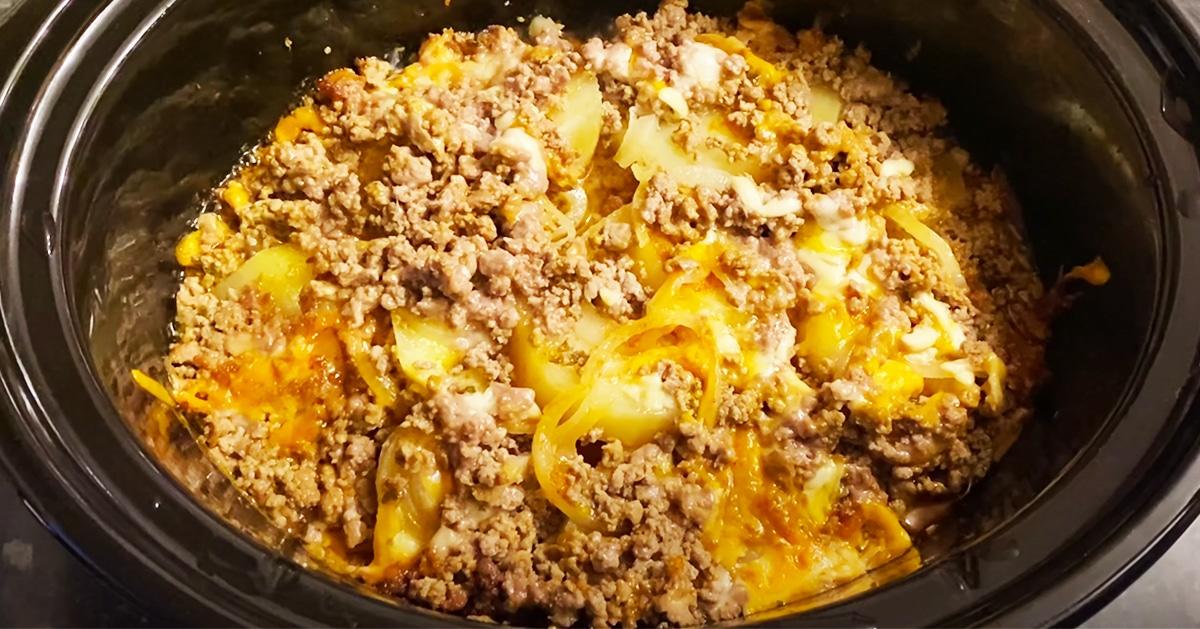 Southern Crockpot Hamburger Casserole Recipe