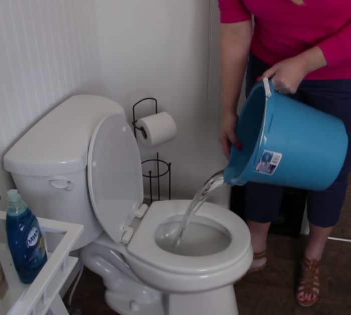Easy Way To Unclog A Toilet