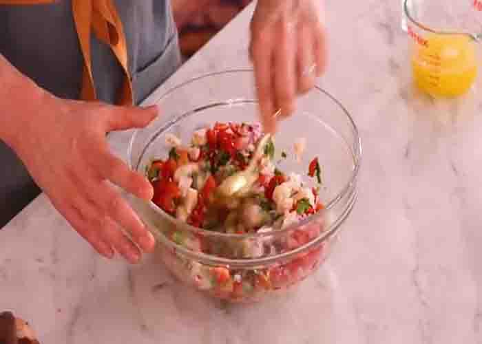 Assembling the shrimp ceviche