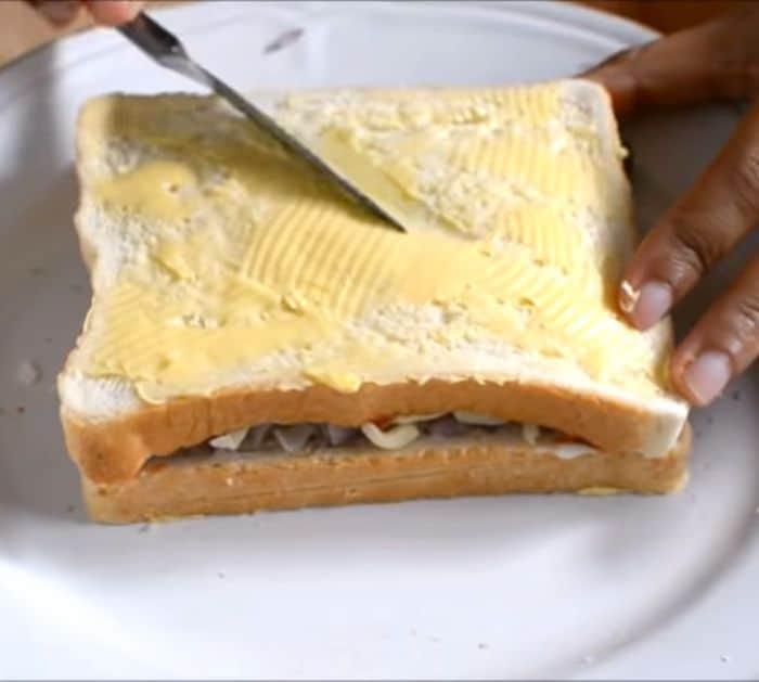 Easy No-Bake Bread Pizza Sandwich Ingredients
