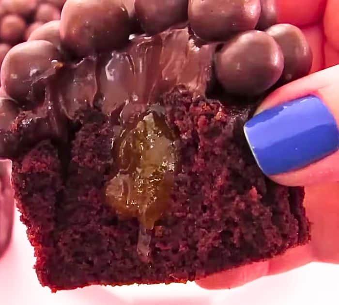 How to Make Bubble Chocolate Cupcakes