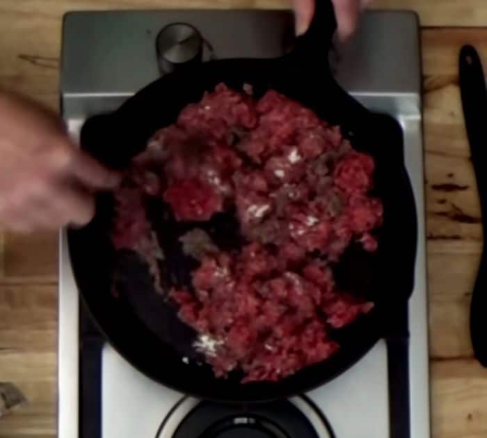 Easy To Make SOS Hamburger Gravy