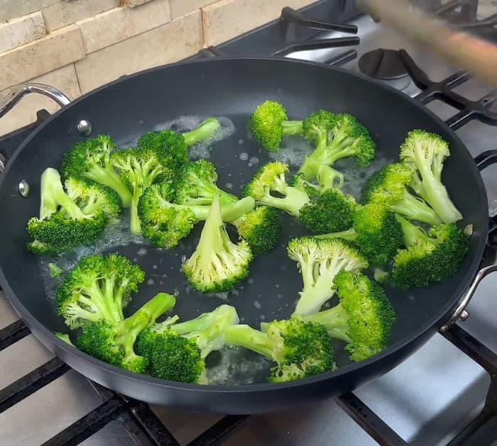 One-Pan Beef and Broccoli Stir Fry Ingredients