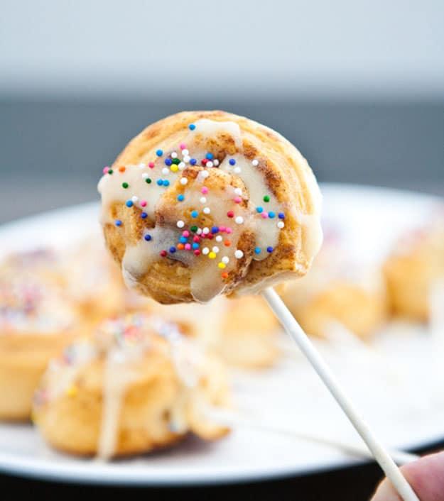 DIY Party Food Ideas | Dessert Recipes for a Crowd | Mini Cinnamon Rolls Recipe | DIY Projects & Crafts by Sueeye #appetizers #partyfood #recipes